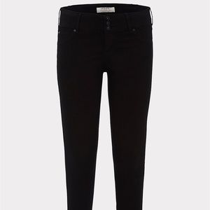 Torrid Black Super Stretch Jegging